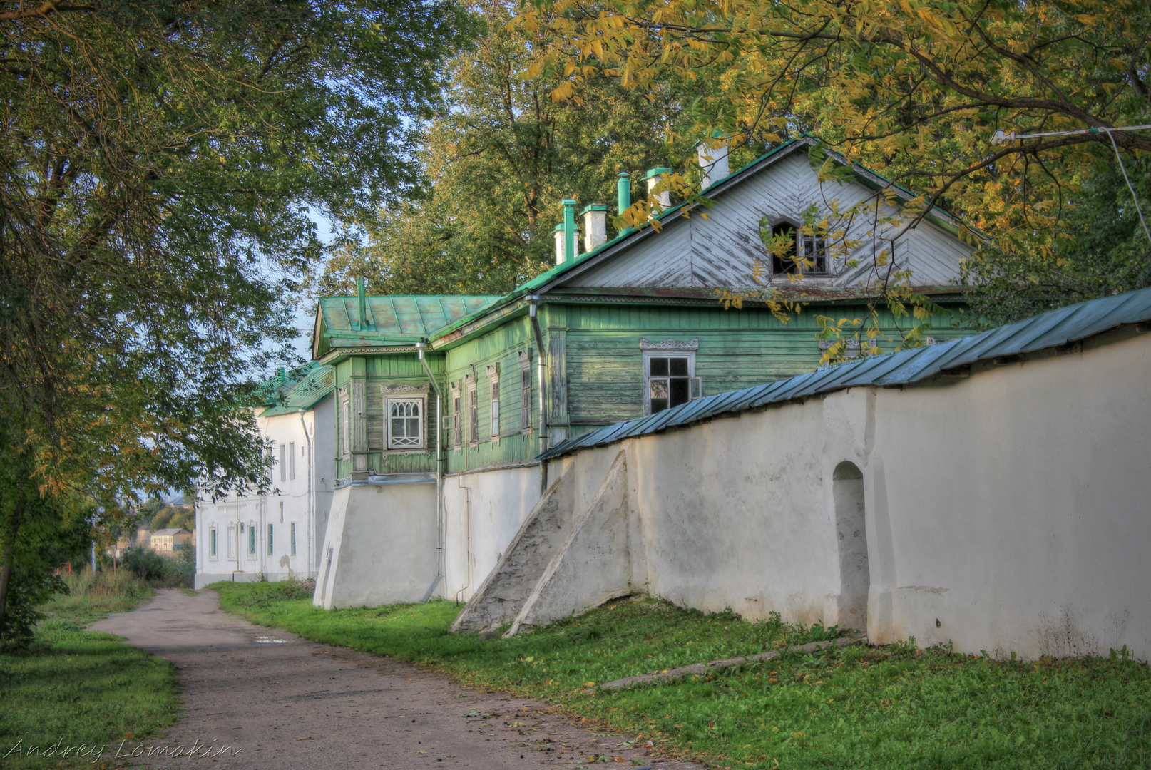 Братский корпус Мирожского монастыря Псков