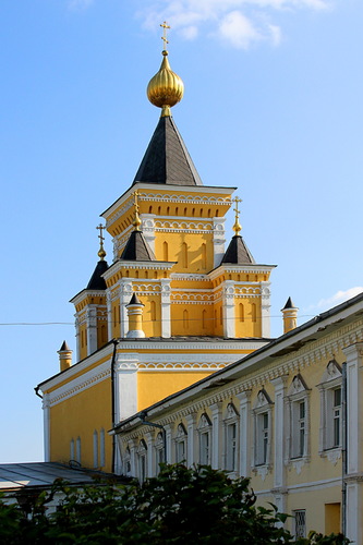 Скорбященская церковь в Николо-Угрешском монастыре