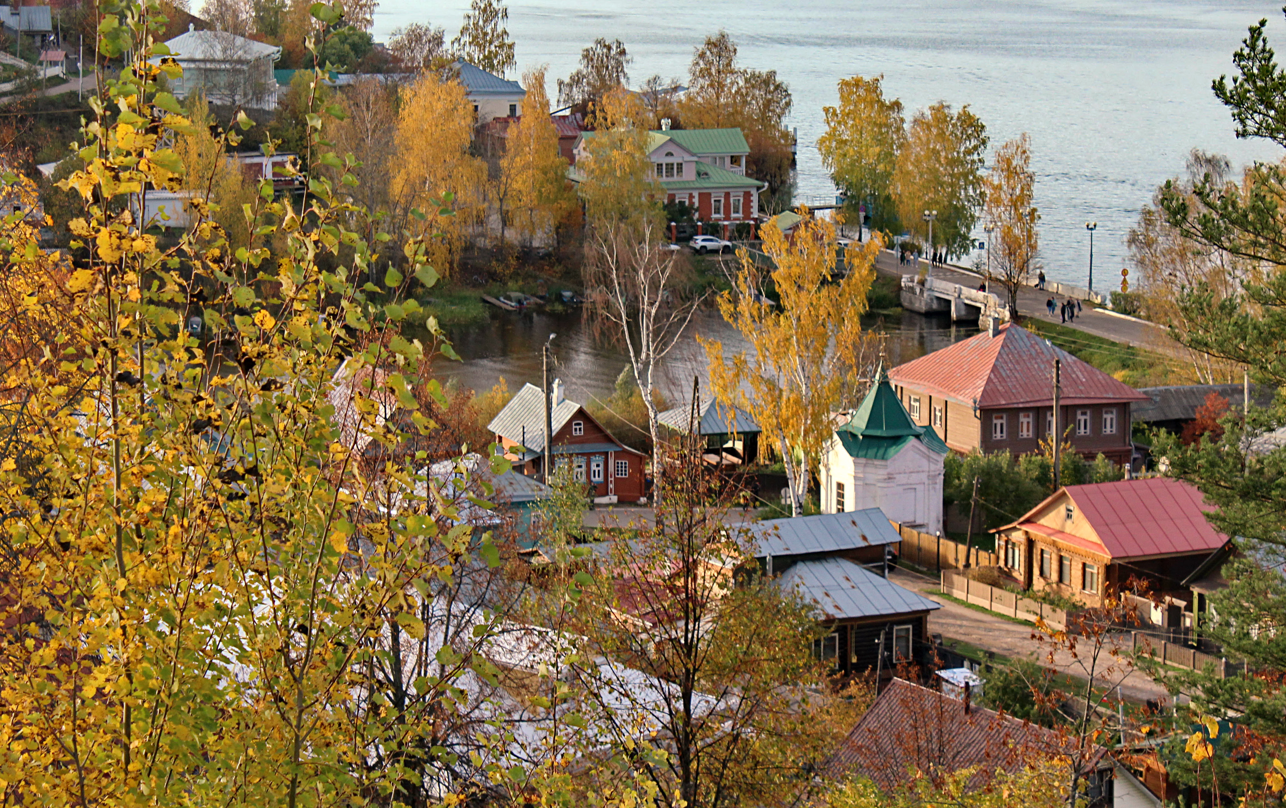 Плес торговая площадь