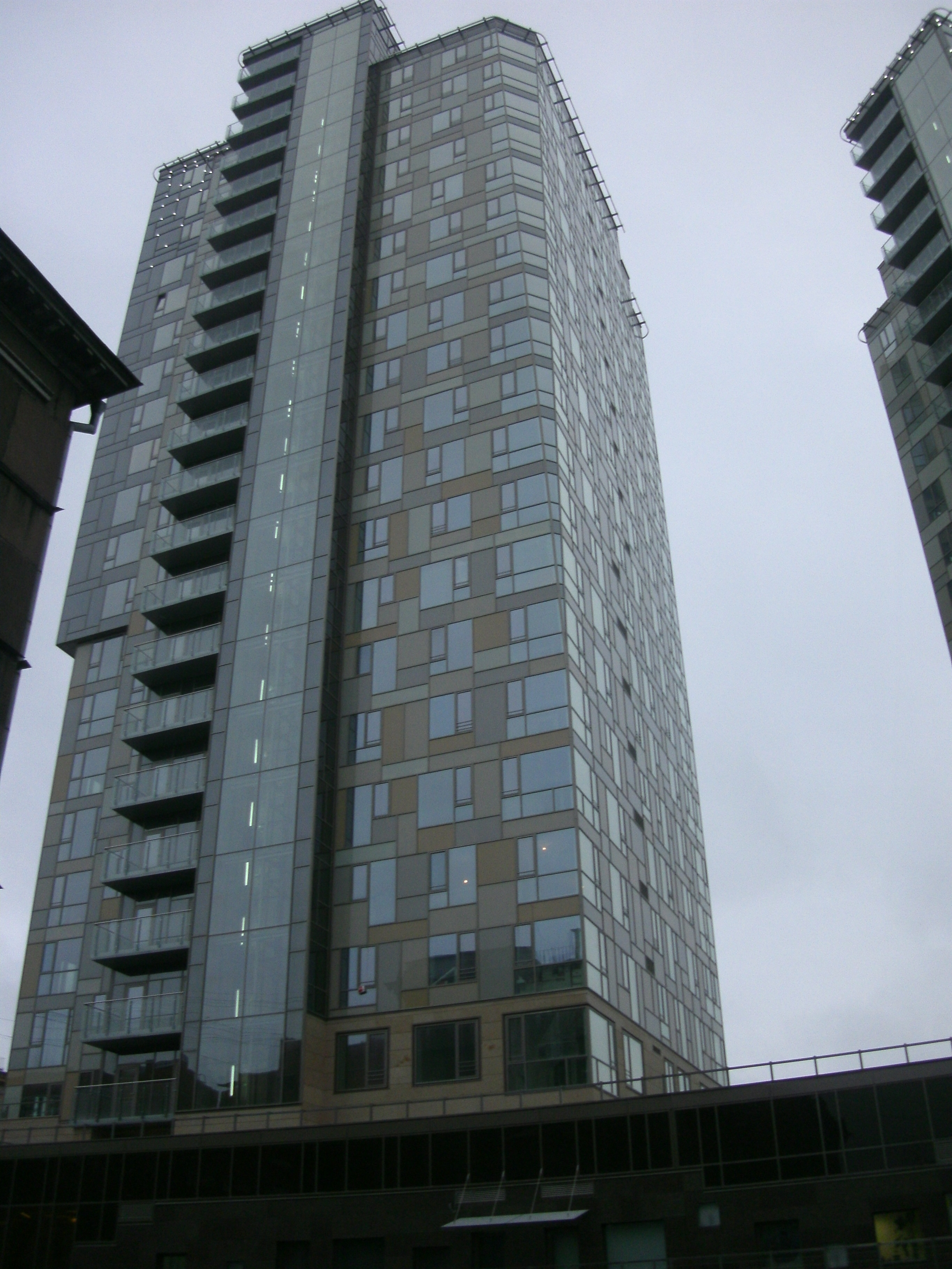 пр. Юрия Гагарина 7