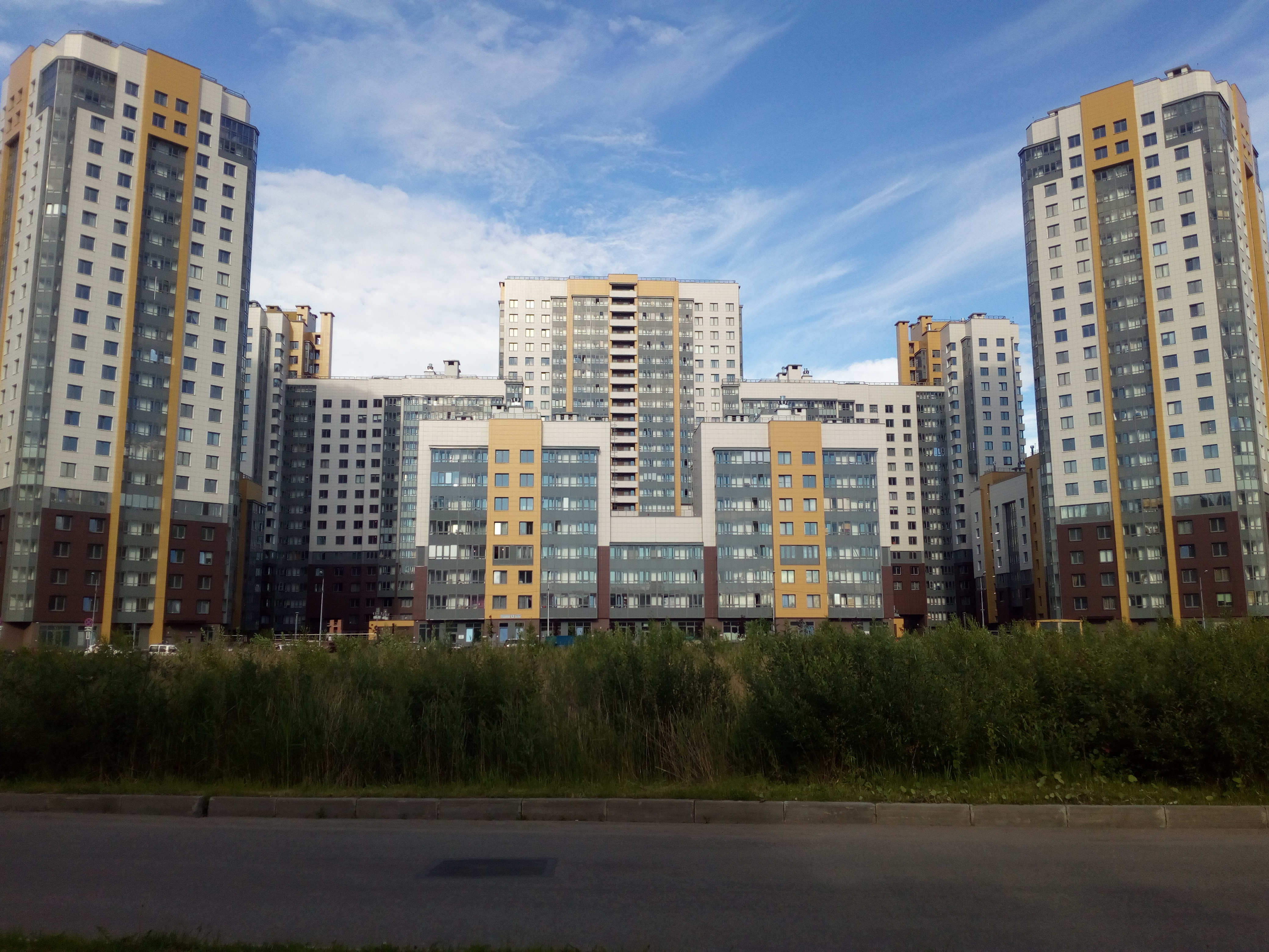 Среднерогатская ул. 9