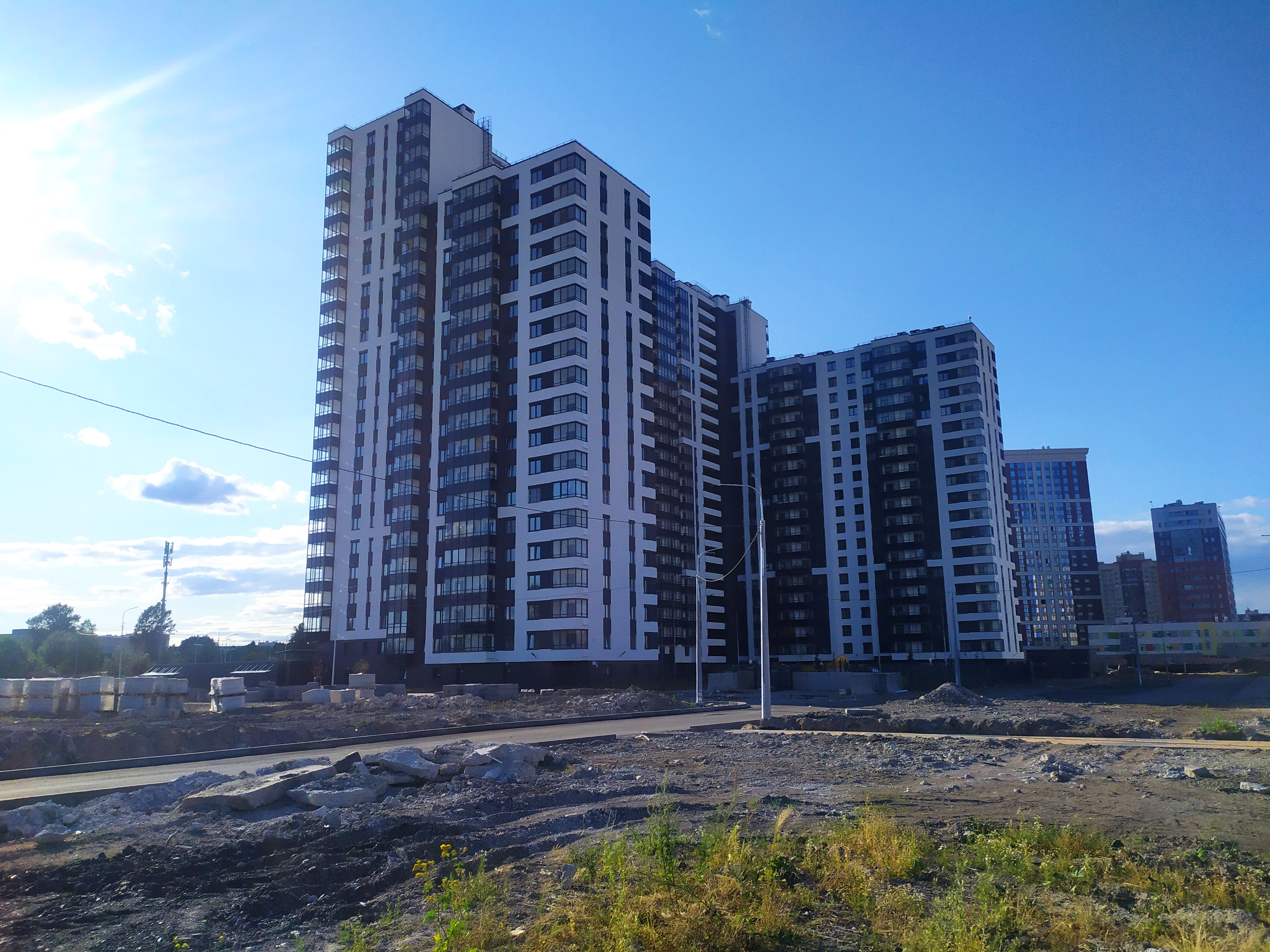 пр. Космонавтов 106