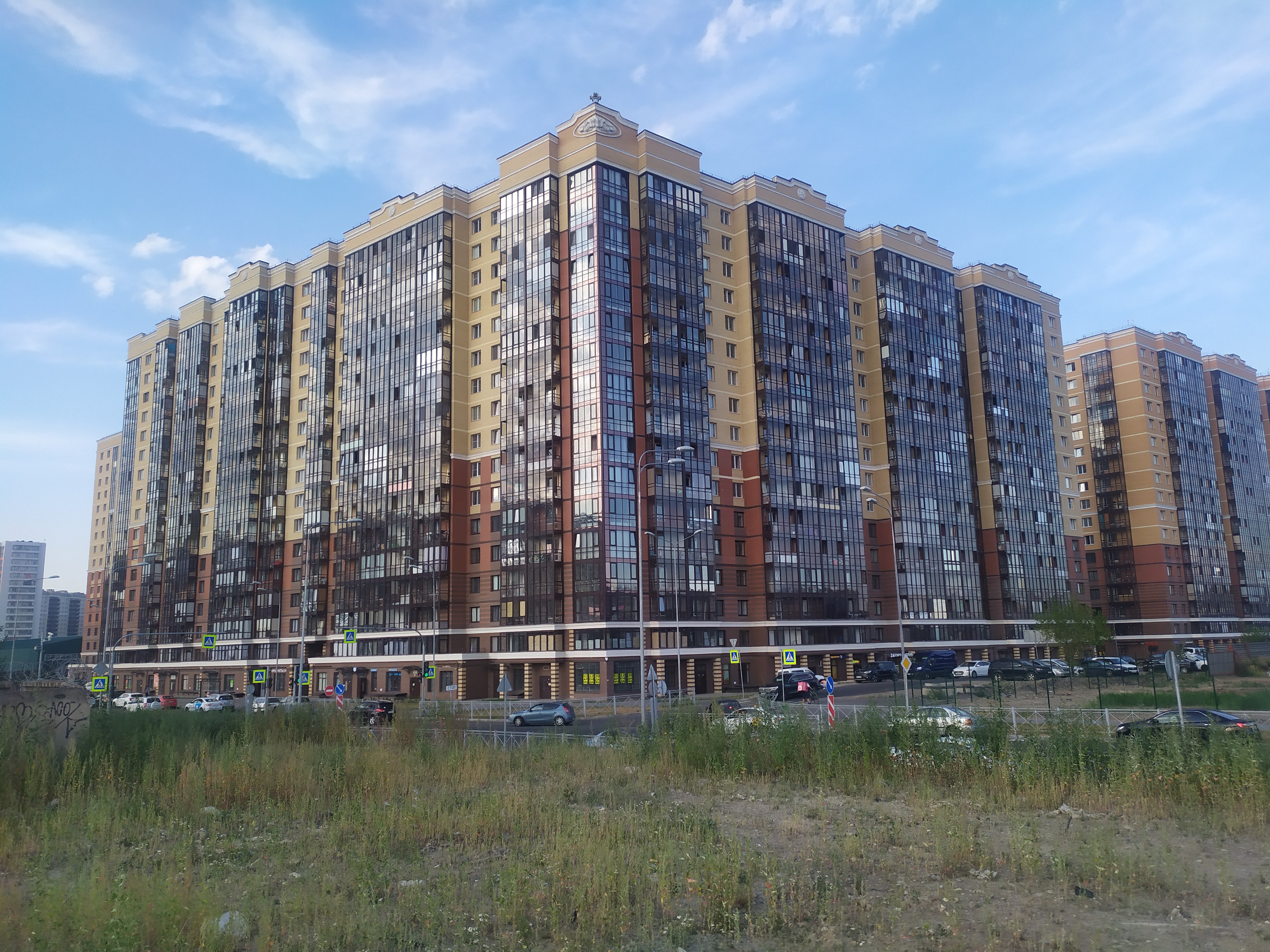 Среднерогатская ул. 20 Среднерогатская ул. 20