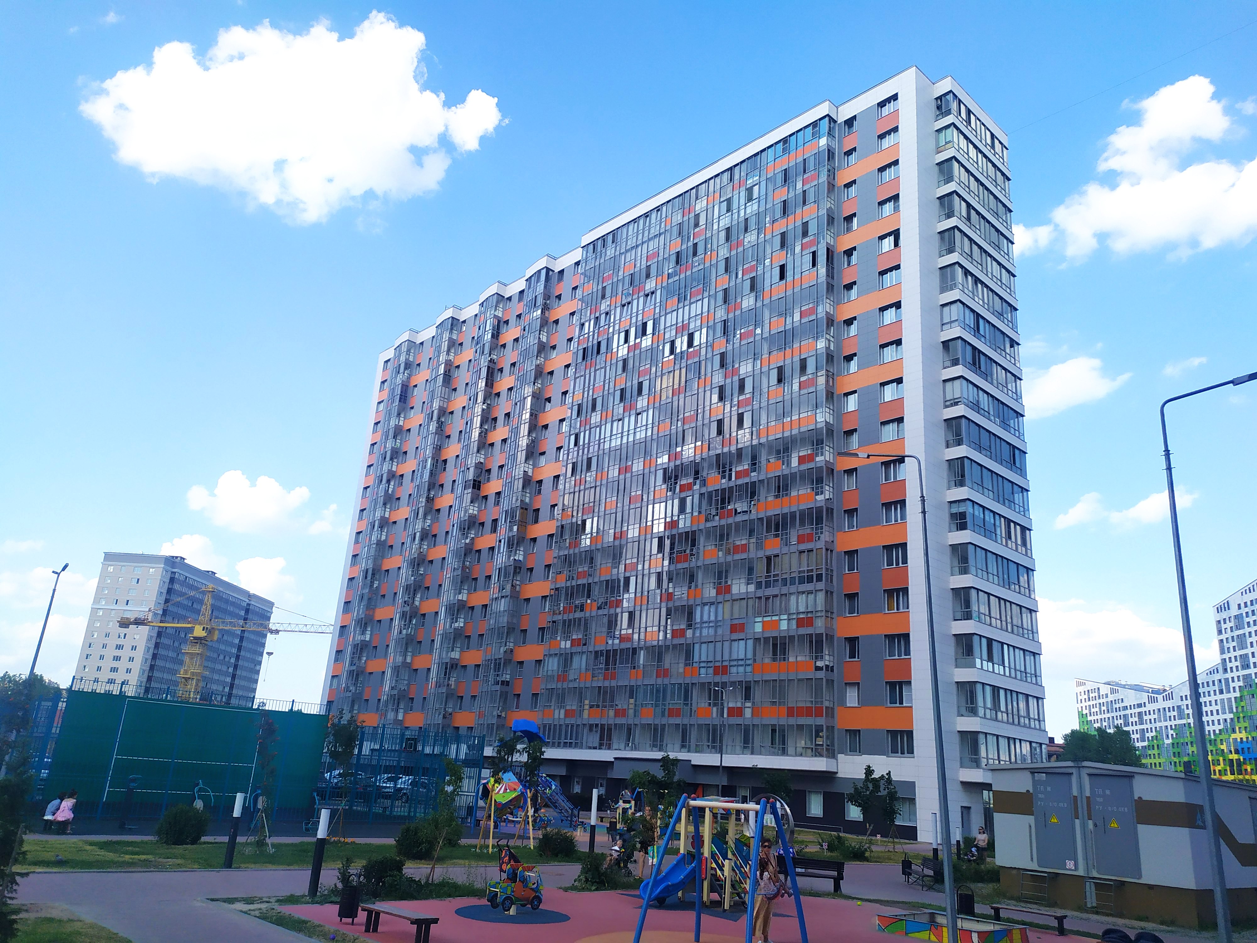 Среднерогатская ул. 12к1, парадные 3-4 Среднерогатская ул. 12к1, парадные 3-4