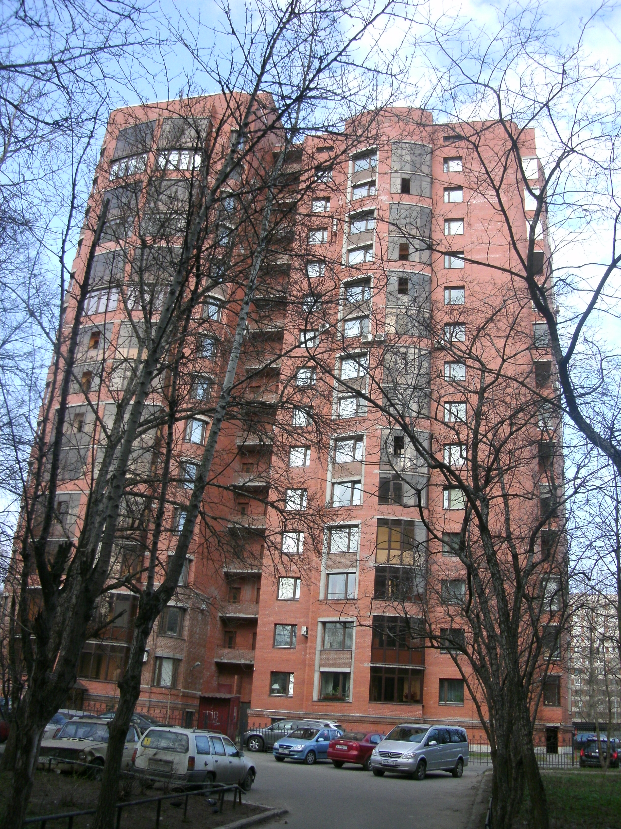 Дрезденская ул., 11к2