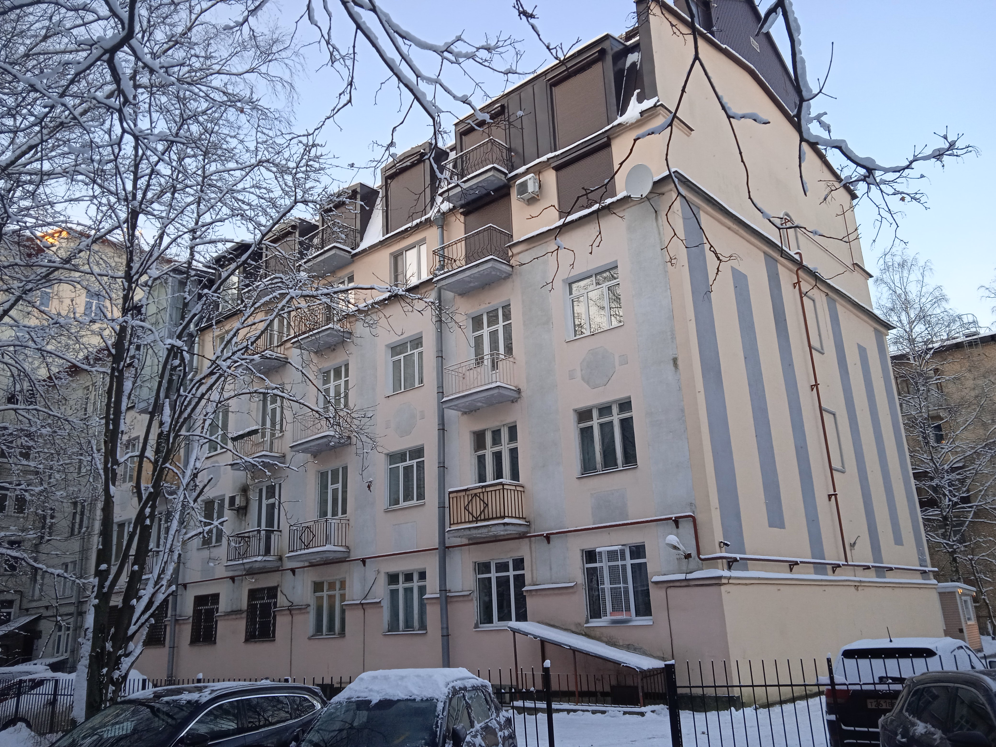 Нежинская ул. 4к2