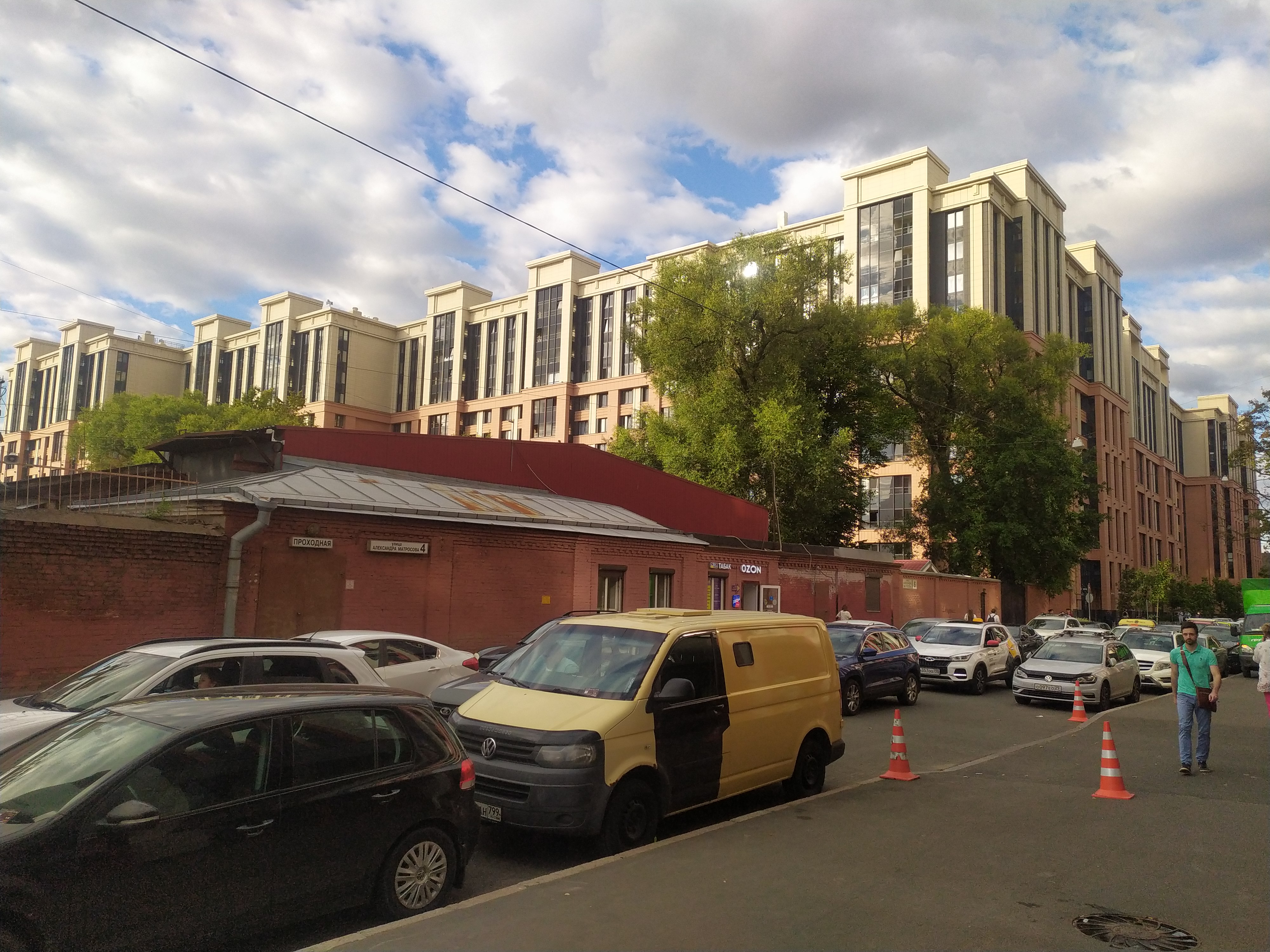 ул. Александра Матросова 8к1, парадные 1-8 ул. Александра Матросова 8к1, парадные 1-8