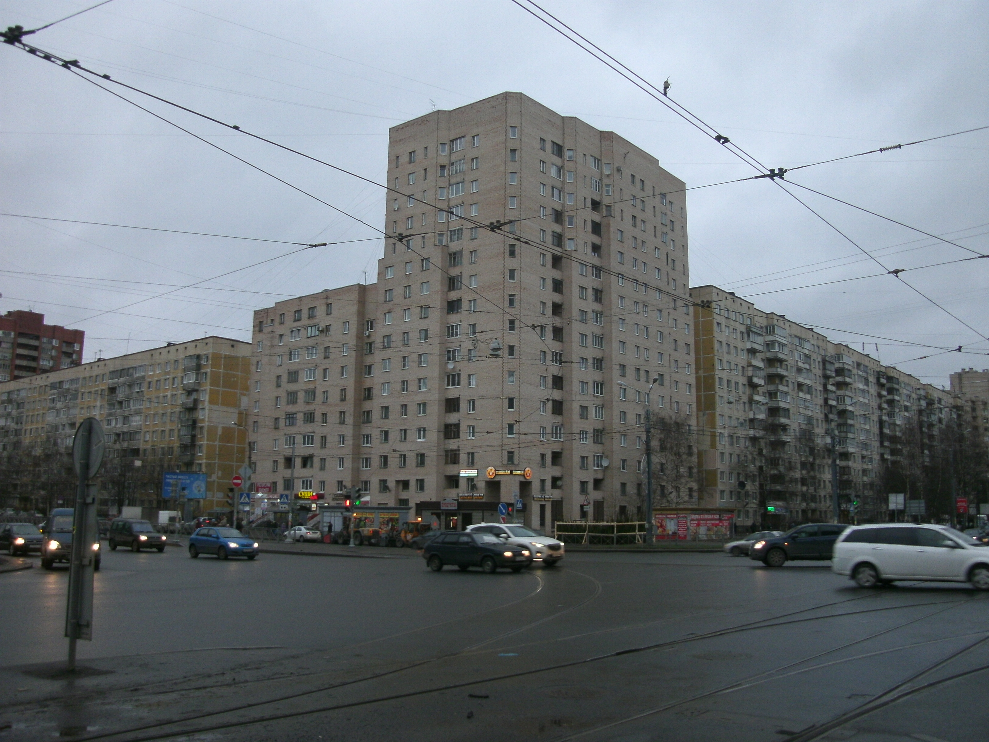 пр. Луначарского 46