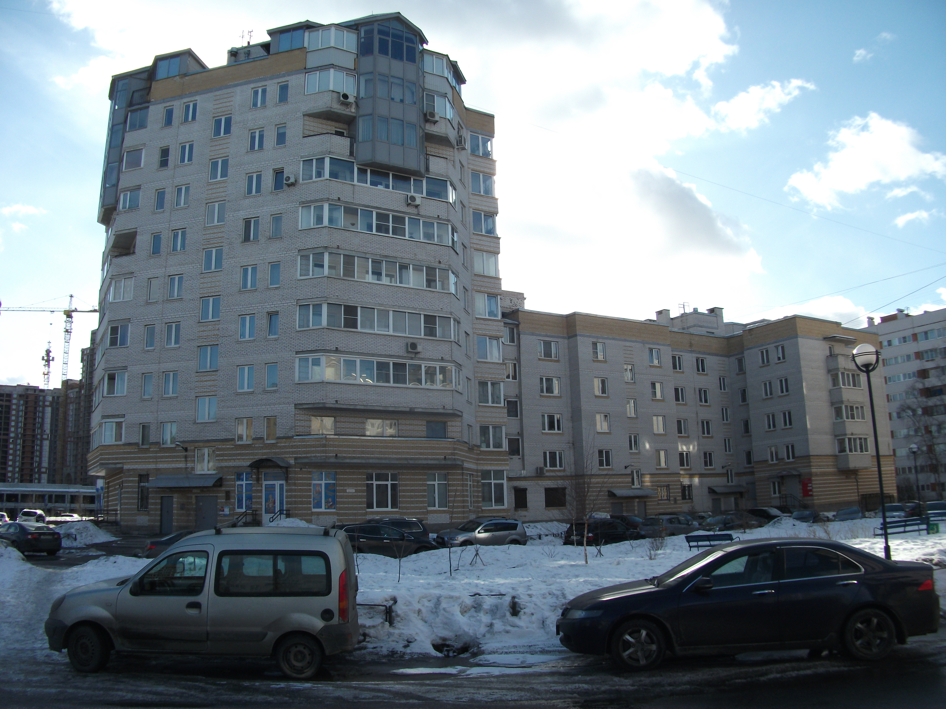 ул. Кустодиева 17 ул. Кустодиева 17