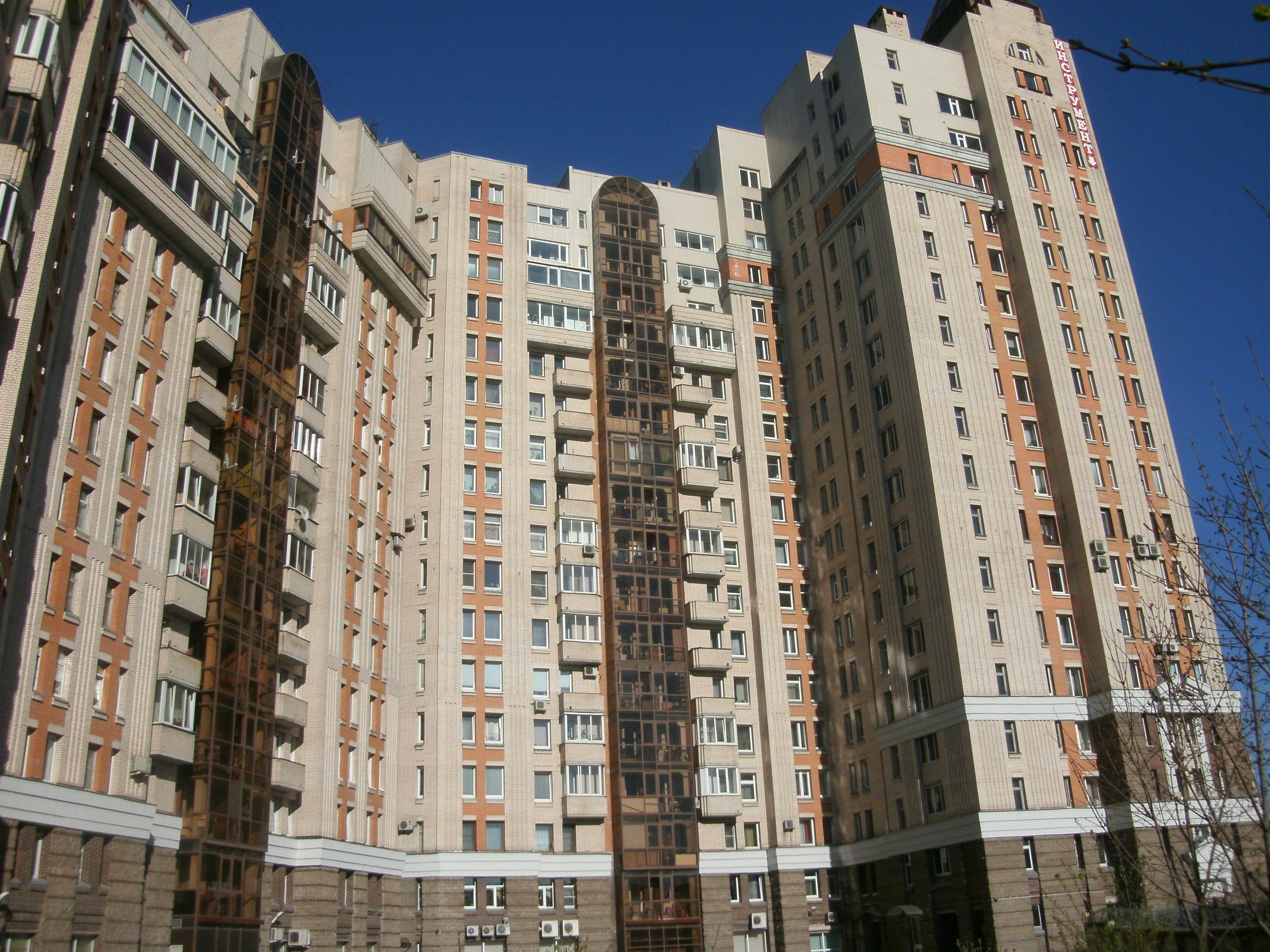 Выборгской шоссе 5к1, парадные 11-13