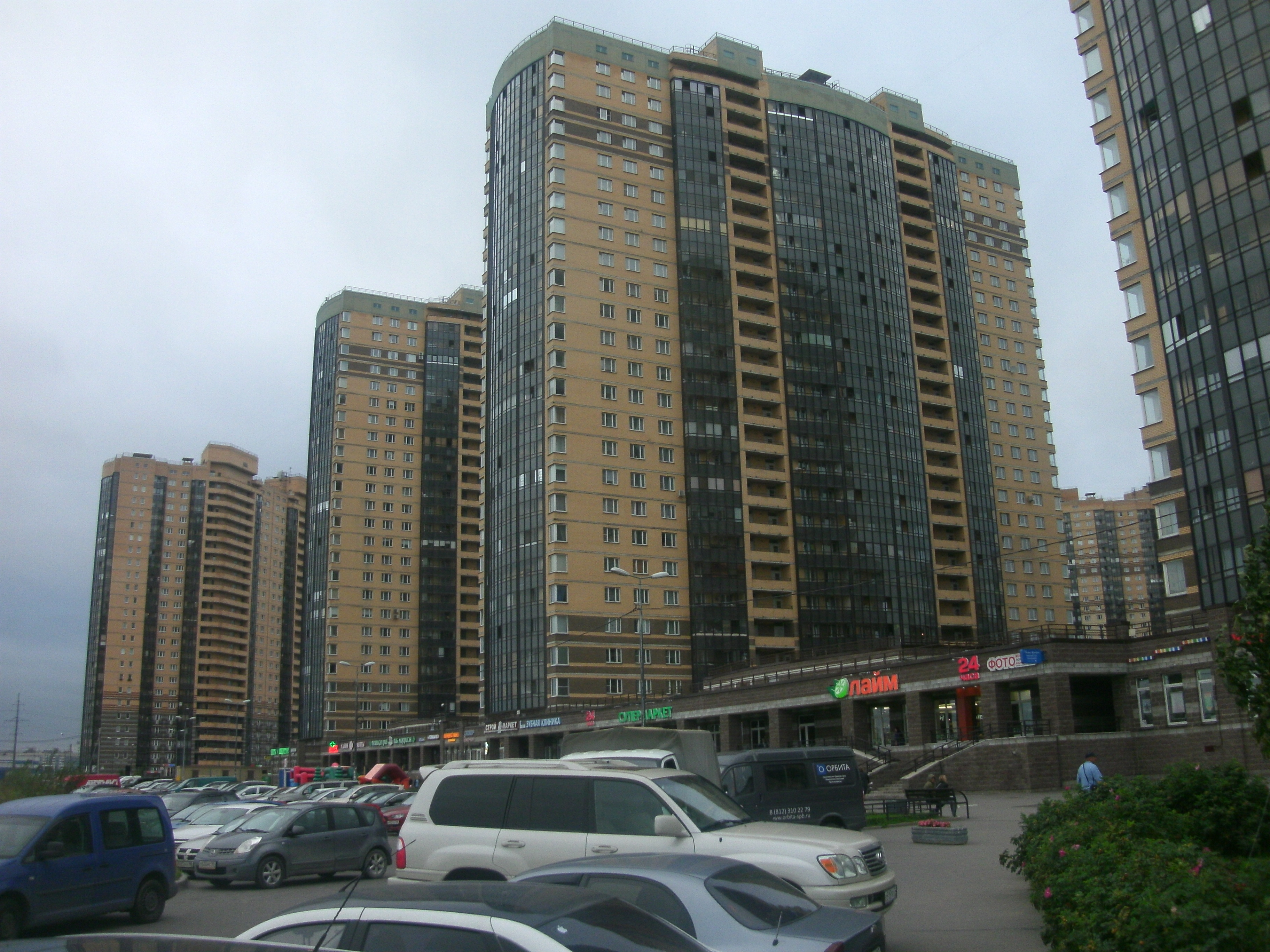 ул. Федора Абрамова 4, секция 2