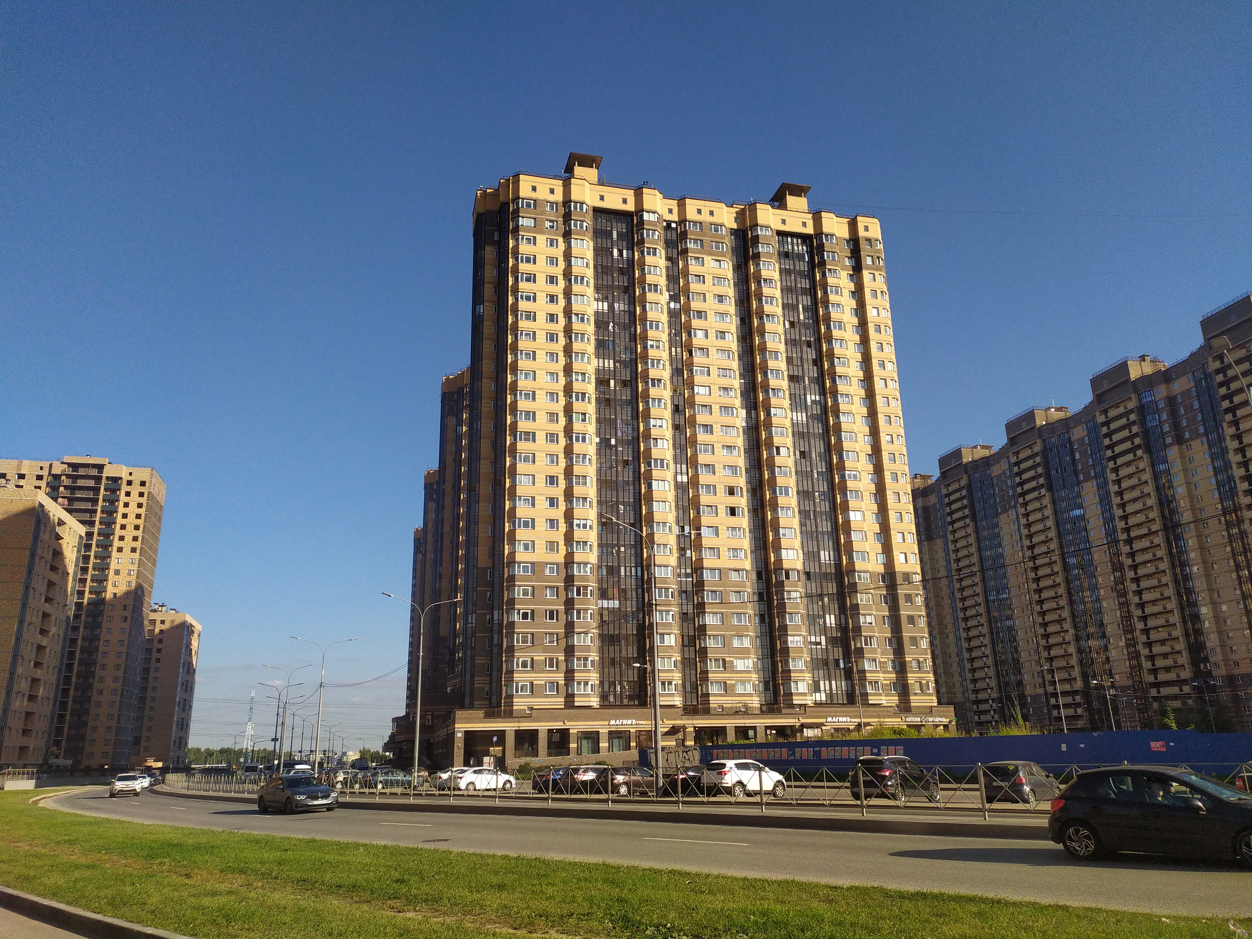 Заречная ул. 45к1, парадные 7-8 Заречная ул. 45к1, парадные 7-8