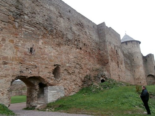 Стена крепости Ивангород - 1492 г.