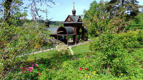 Святой источник и купальня Саввино-Сторожевского монастыря