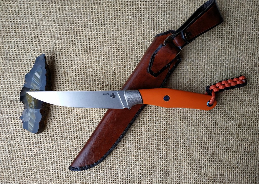 Ножи с прямыми спусками фото. Продажа ножей ВК. Peltonen m07 нож купить.