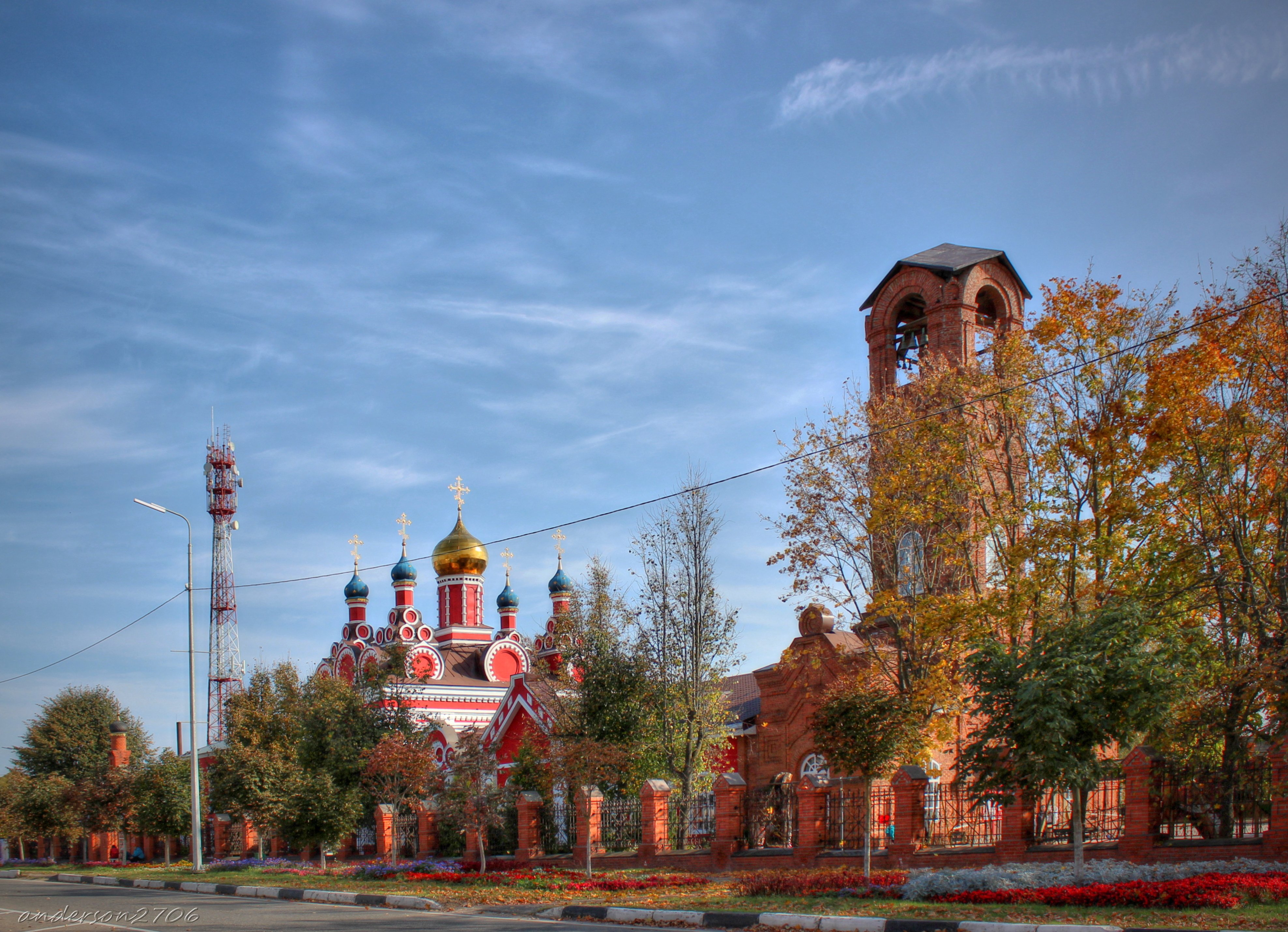 Осенний храм Архистратига Михаила