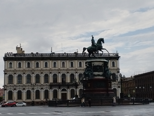 в центре Питера