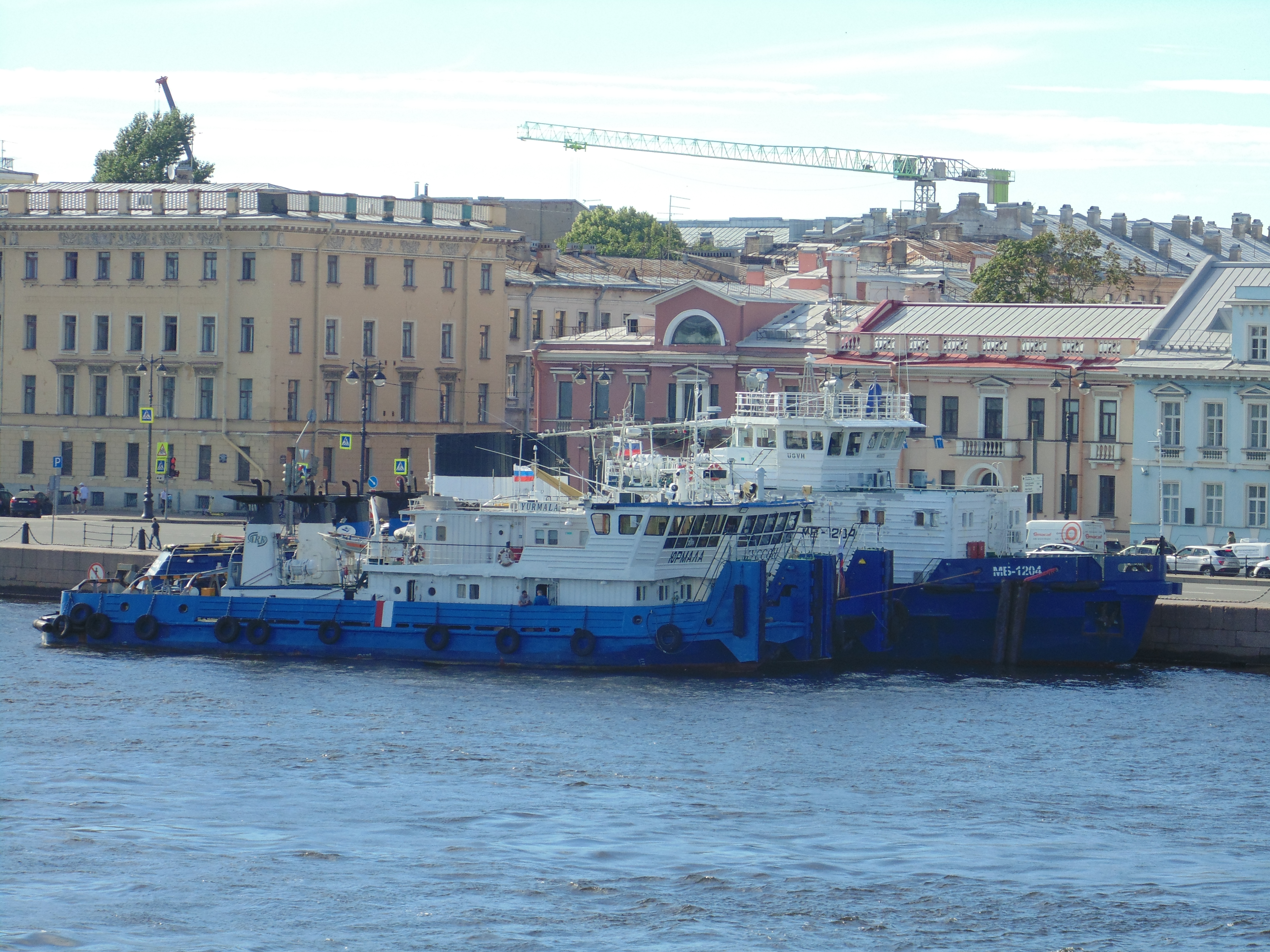 Mb 1204. Мб1204. Буксир МБ 1204. Теплоход. Корабль теплоход.