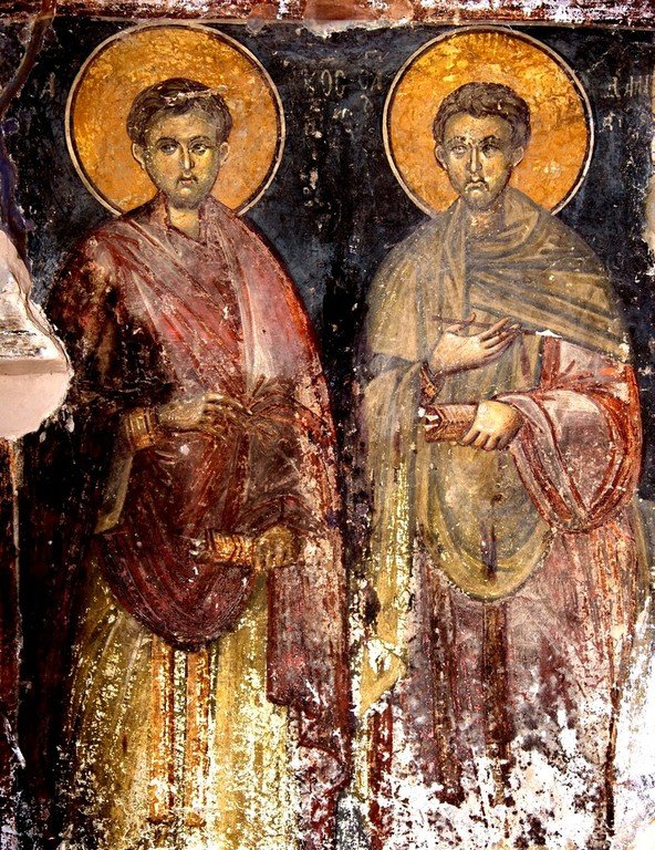 Святые Бессребреники Косма и Дамиан. Фреска церкви Святого Николая Больничного в Охриде, Македония. 1330 - 1340 годы. Святые Бессребреники Косма и Дамиан. Фреска церкви Святого Николая Больничного в Охриде, Македония. 1330 - 1340 годы.