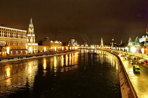 Москва -река в Сочельник