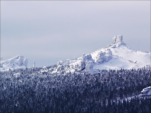 КАМУШКИ УРАЛА.