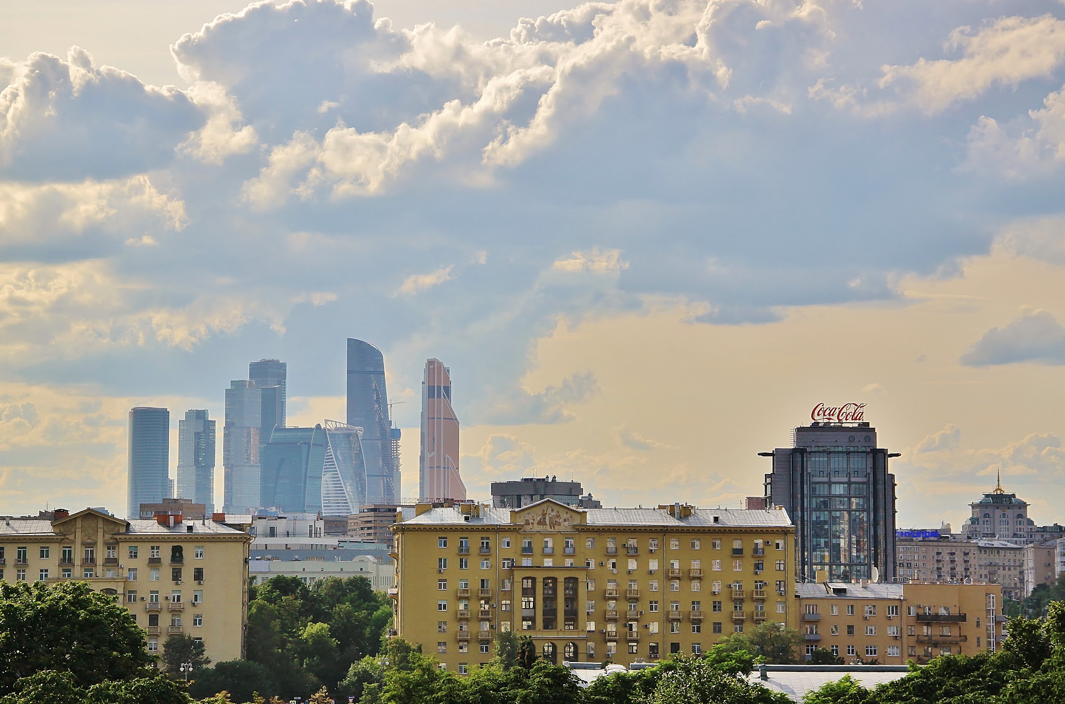 Горизонт москва. Москва Горизонт. Москва Сити на горизонте. Город Горизонт Россия. Киев Горизонт.