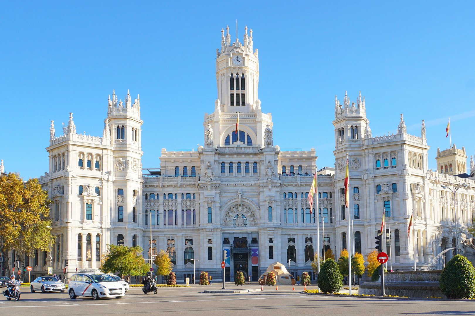 Дворец Сибелес в Мадриде декор