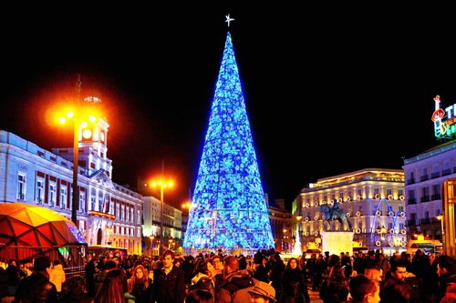 На площади Пуэрта дель Соль под Рождество