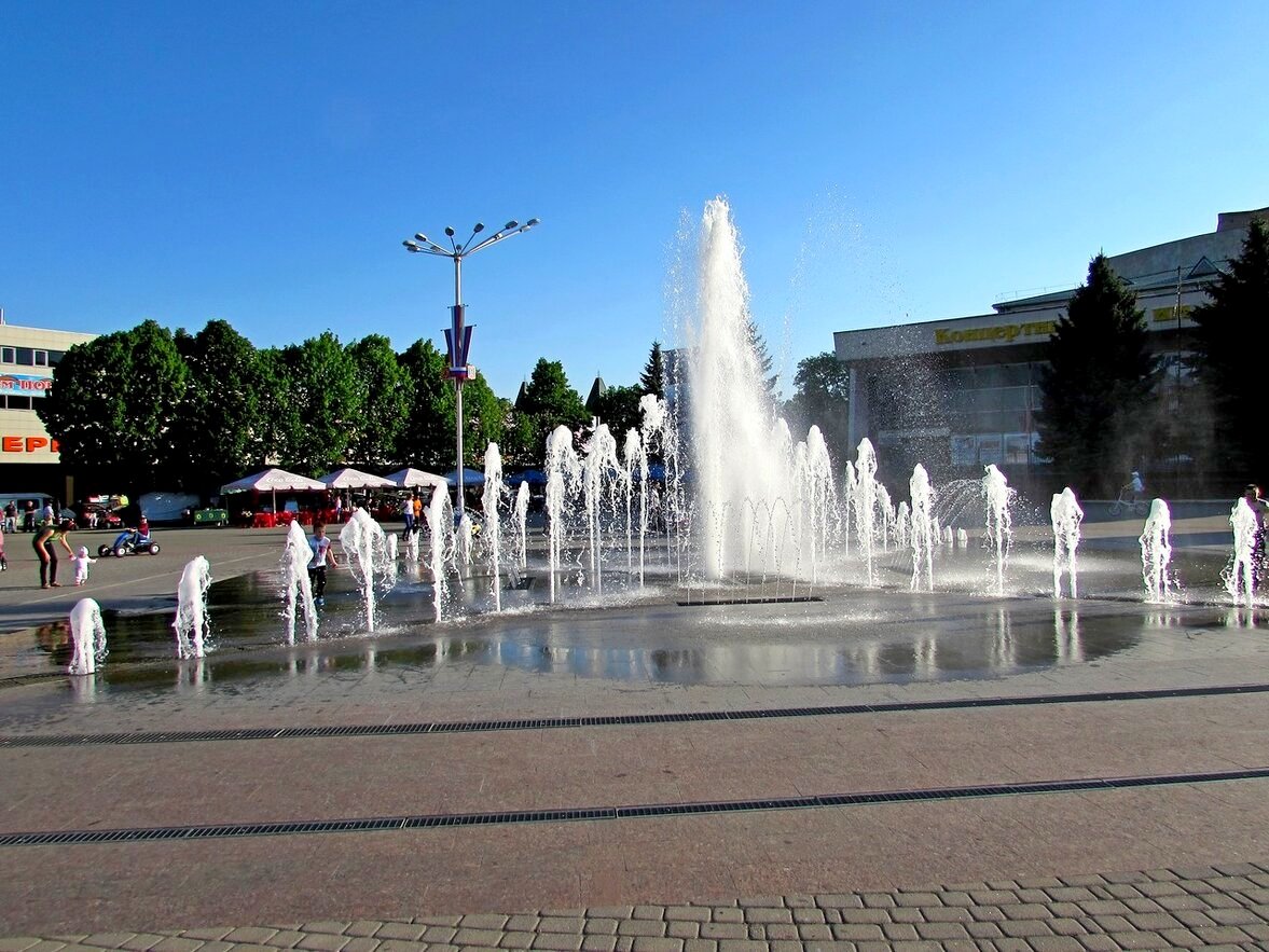 театральная площадь фонтан