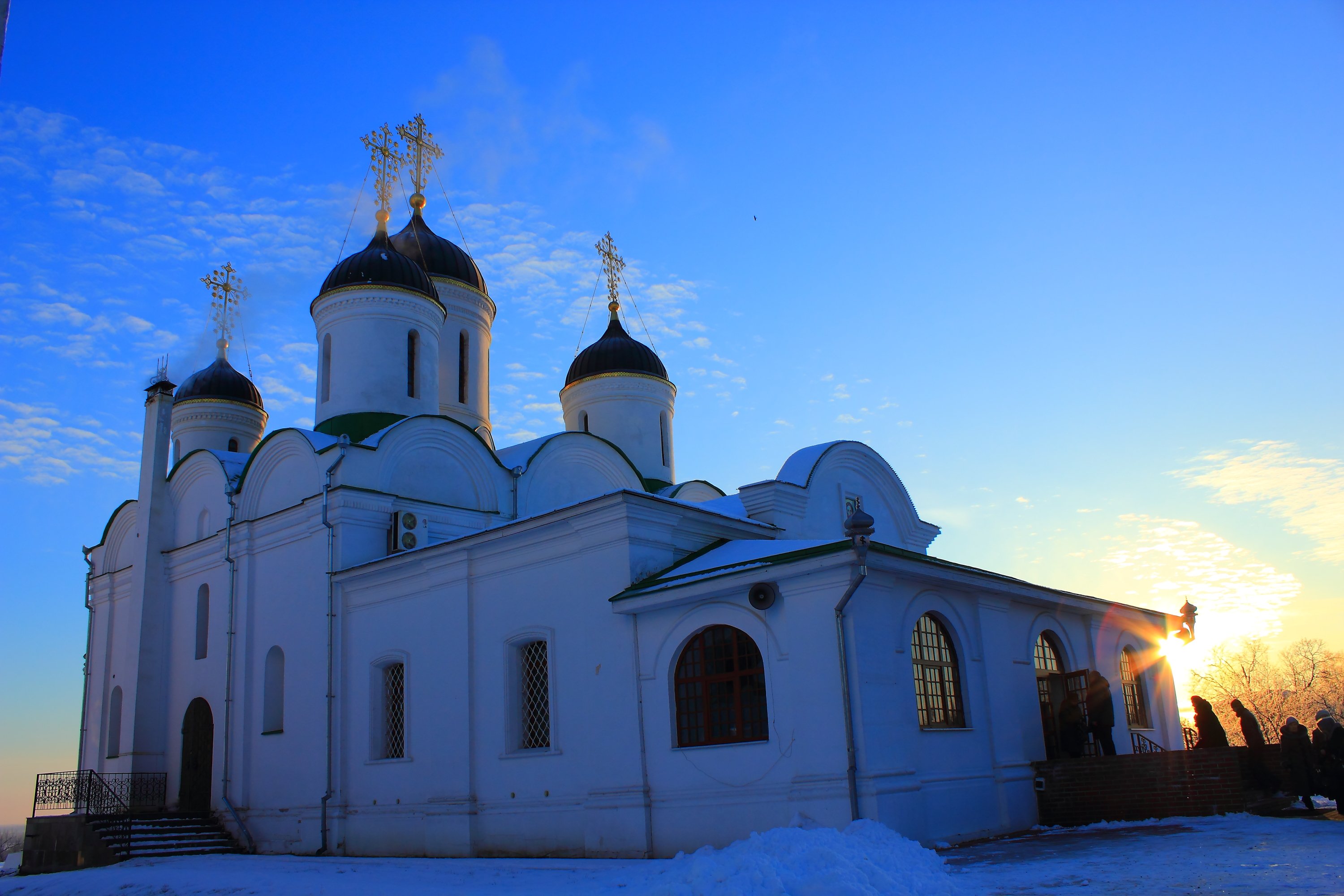 Муромский. Муромский Спасо-Преображенский мужской монастырь. Спасо-Преображенский монастырь Муром зимой. Церковь Спаса в Муроме. Муромский Спасо-Преображенский мужской монастырь зима.