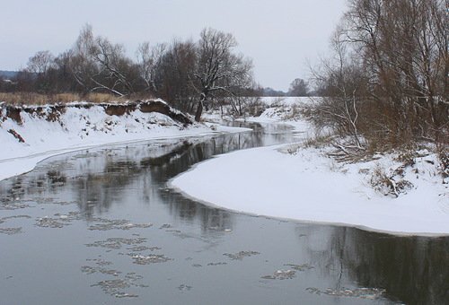 на реке Протве зима