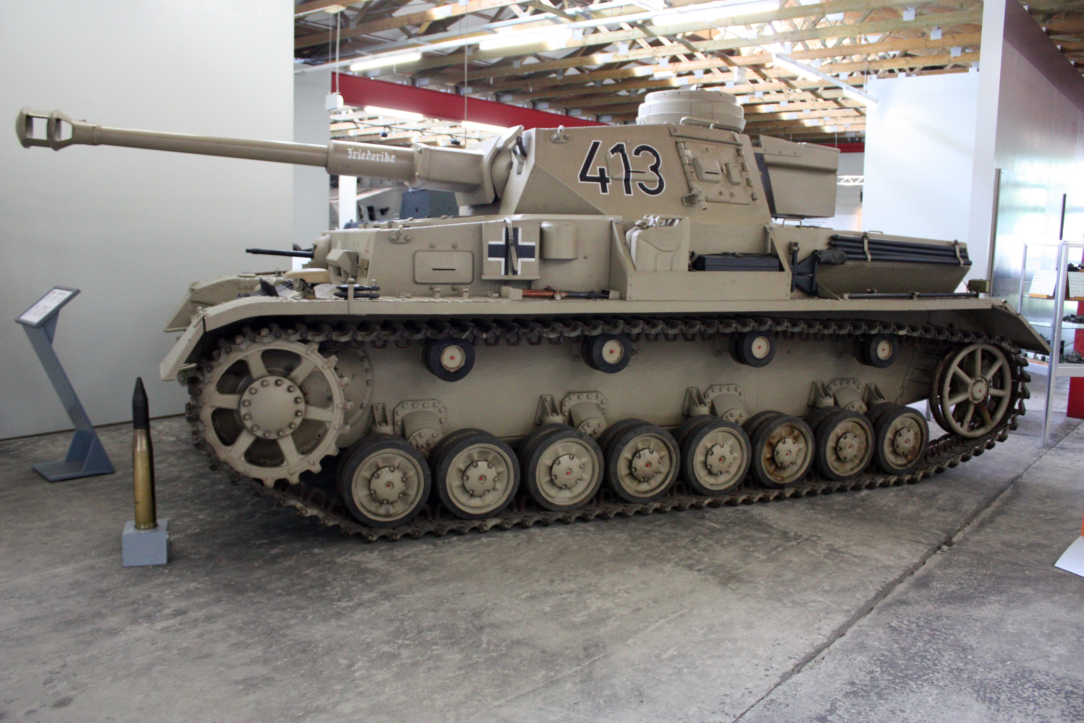 Немецкий средний танк. Танк PZ Kpfw 4. Панцер 4. Танк PZ.IV A. Танк PZ 4 Ausf h.
