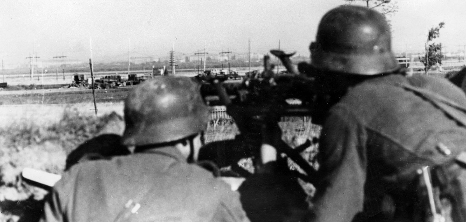 Когда фашисты окружили ленинград. Блокада Ленинграда немцы наступление. Немцы под Ленинградом 1941.