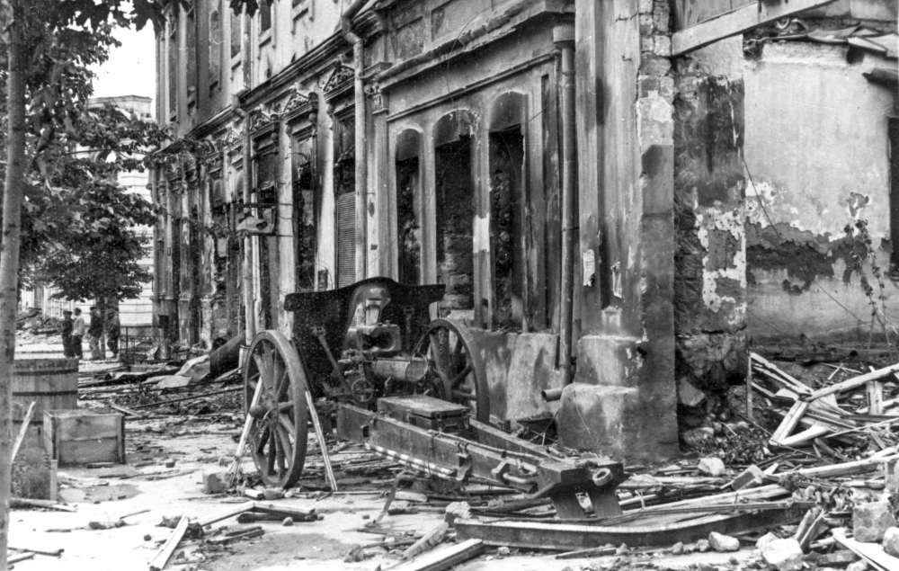 кишинев 1941. освобождение бухареста 1944. кишинев 1940. кишинев отечественная. город кишинев 19 век.