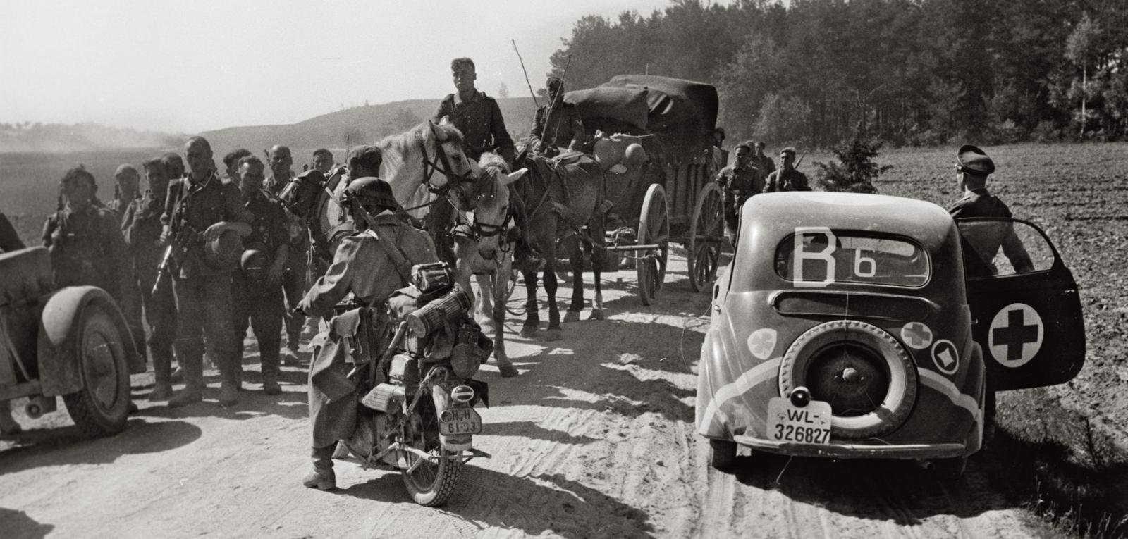 Фото Литвы 1941 немцы. Фотограф Бенно Вундсхаммер. Оккупация Литвы немцами 1941. Vi немецкий