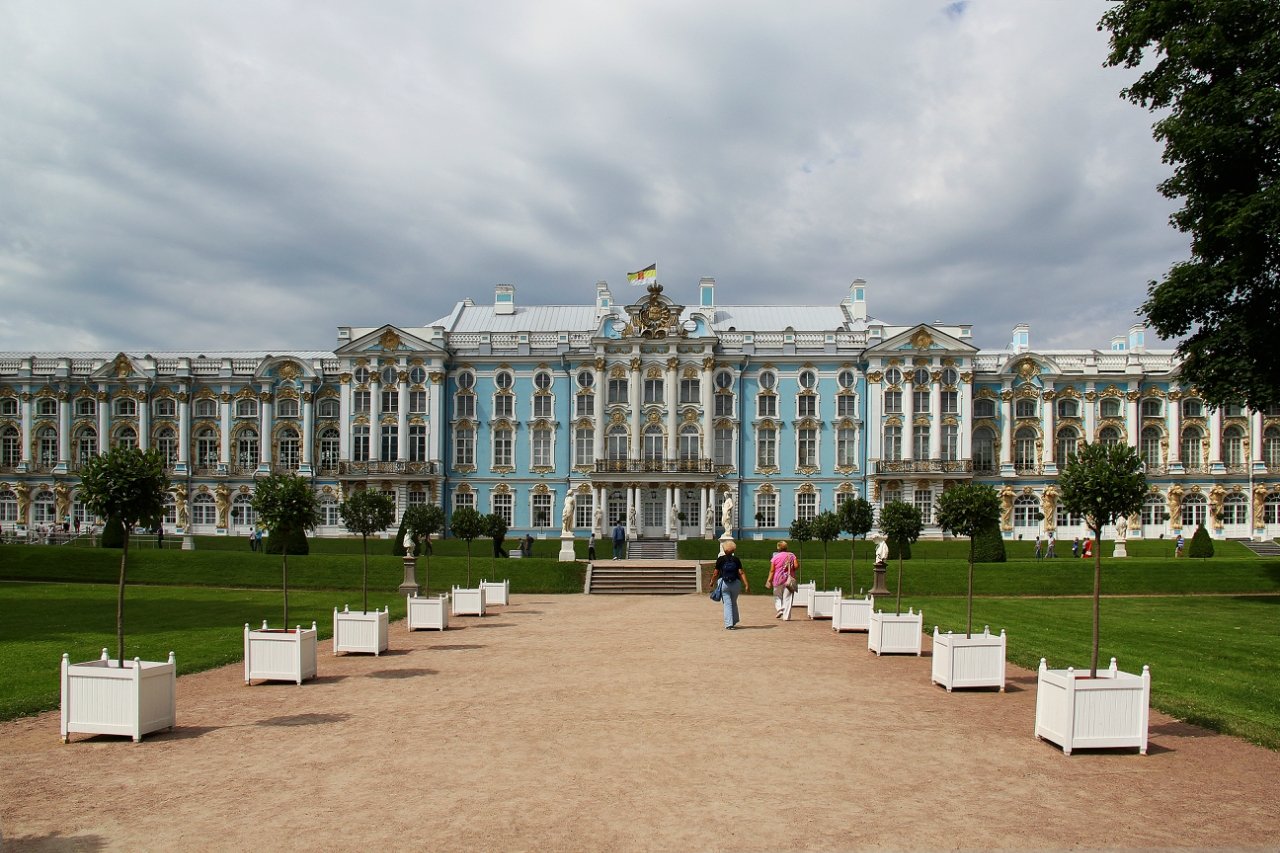 Пушкин санкт петербург фото. Город Пушкин Царское село Екатерининский дворец. Большой Екатерининский дворец, город Пушкин. Екатерининский дворец в г. Пушкине. Большой Екатерининский дворец в Царском селе (Пушкине).