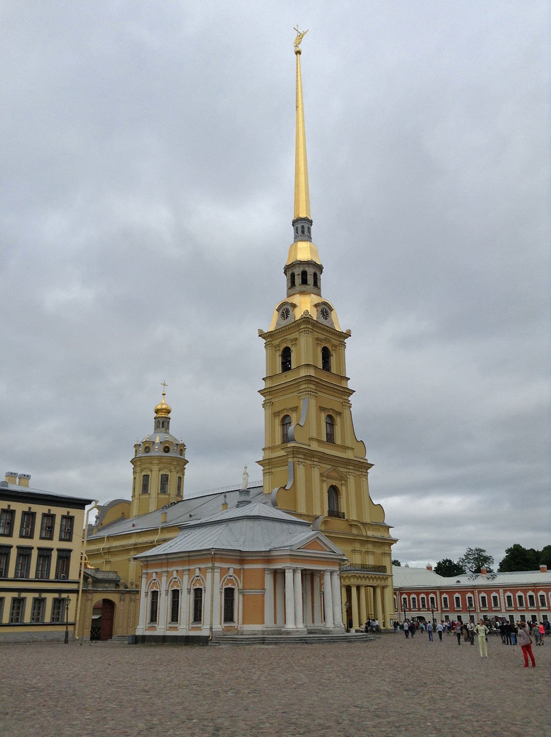 Петропавловский собор в Польше