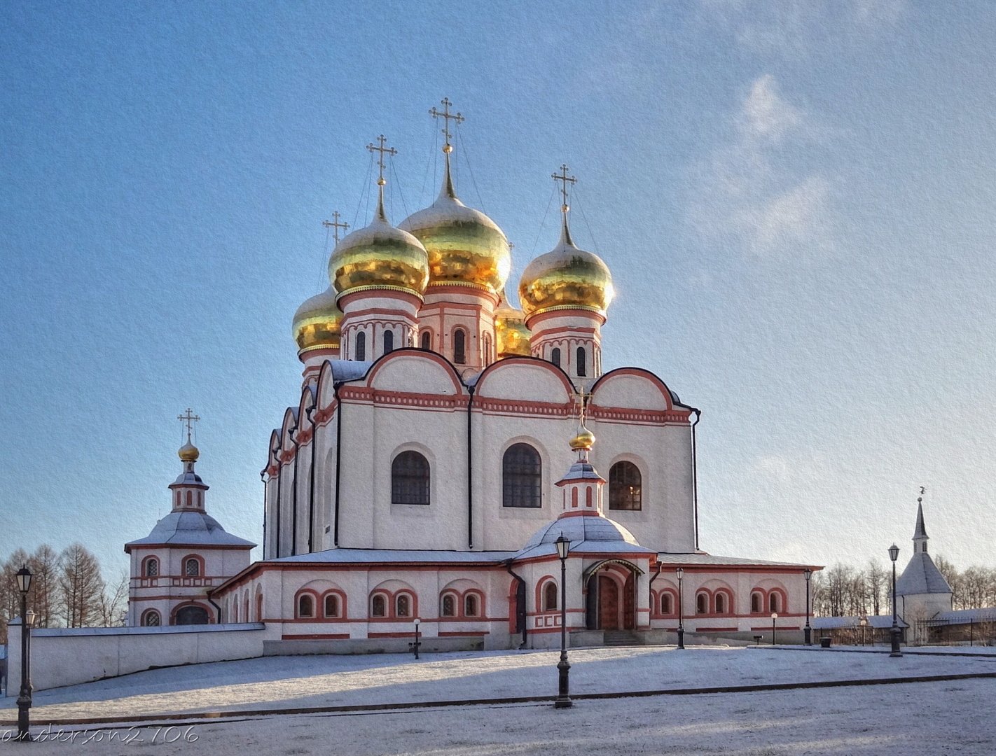 Валдайский Иверский монастырь надвратная Церковь