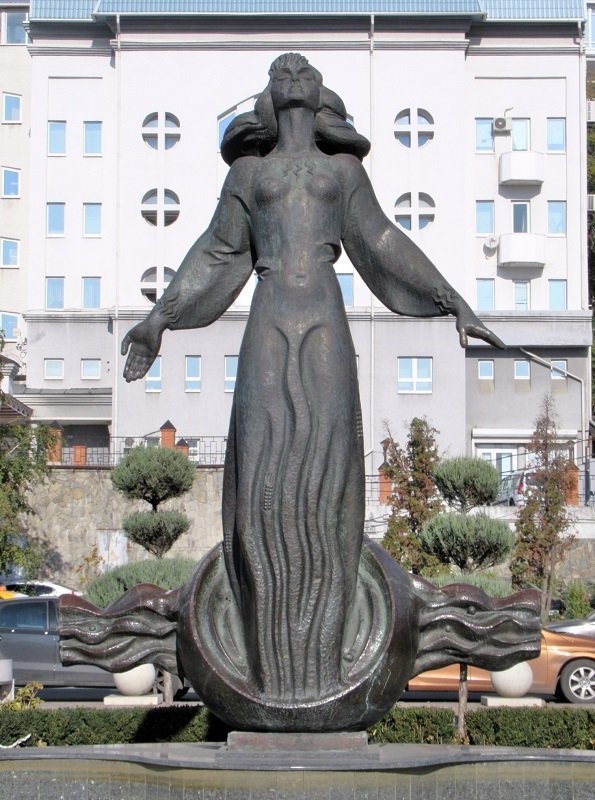 лицо города ростова на дону. ростов-на-дону. памятник ростовчанка набережная ростов. здание городской думы города ростова на дону. ростов на дону город миллионник.