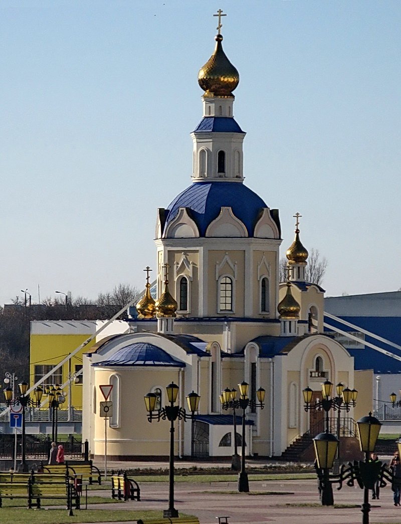 Часовня белгород. Церковь Гавриила Белгород храм. Храм Архангела Гавриила, г. Белгород. Белгородский храм БЕЛГУ. Храм Архангела Гавриила Белгород 1999.