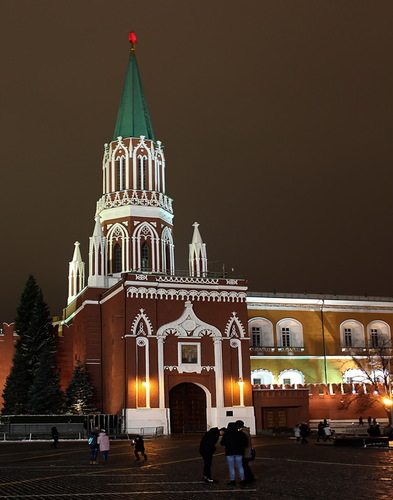 вечер в Москве